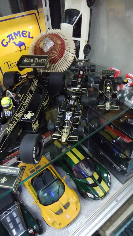 インテグラの雨漏りテスト・ロータスヨーロッパチラ見せ・ロータスミニカーネタ・ロータスF1に関するカスタム事例の投稿画像6枚目