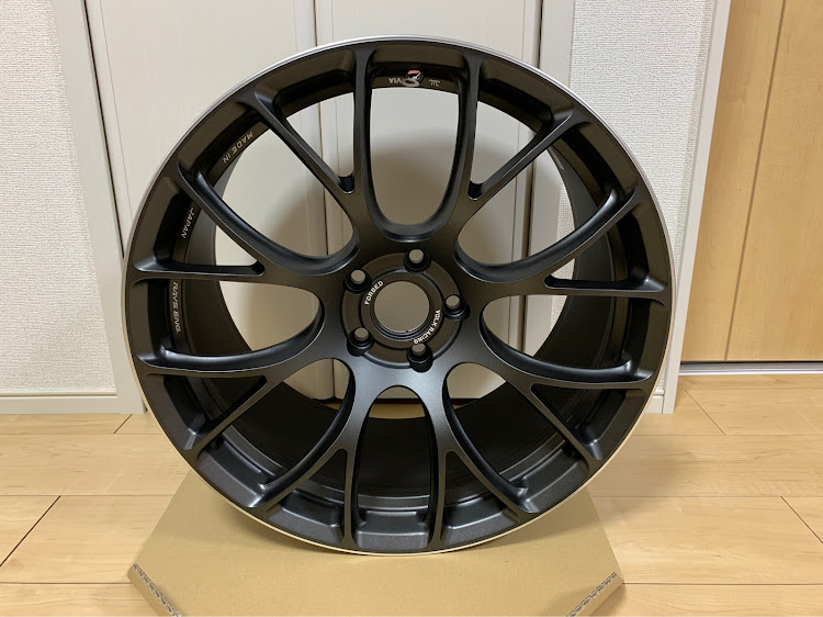 ゴルフ6 GTIのホイール交換・ゴルフ(ハッチバック)・RAYS・VOLKRACINGに関するカスタム事例の投稿画像1枚目