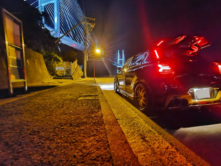 スイフトスポーツの撮り活動・Kuhl Racing・VERZ-WHEELS・夜景と愛車に関するカスタム事例の投稿画像3枚目