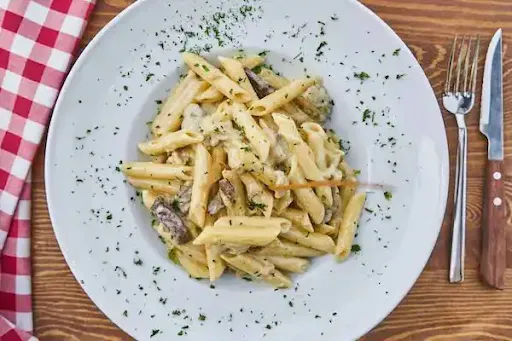 White Sauce Penne Pasta