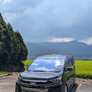 ノア ZRR80W