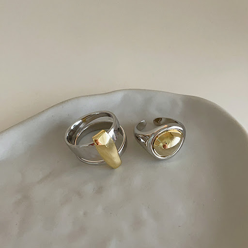 Title 4, Gold and Silver Contrast Color Irregular Metal ...