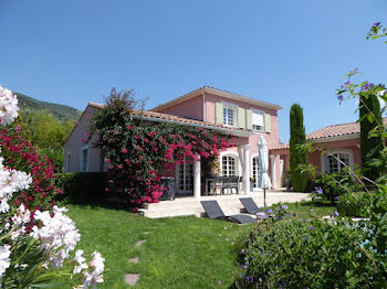 villa à Grasse (06)