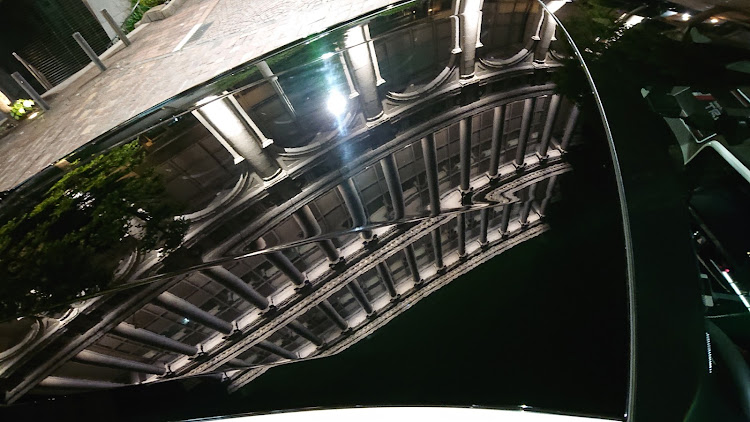 C-HRのTOKYO　NIGHT・Xperia・無加工写真・イタリア街・ザイモール チタニウムに関するカスタム事例の投稿画像2枚目