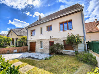 maison à Les Clayes-sous-Bois (78)