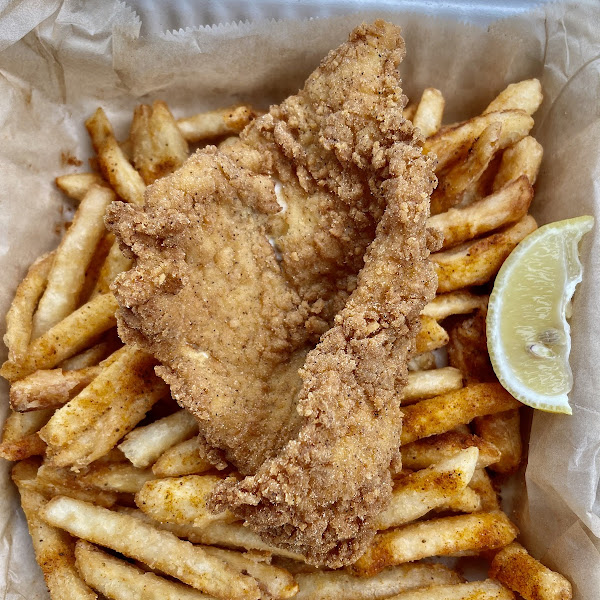 Gluten-Free Fish & Chips at The Nor'Easter Pound & Market