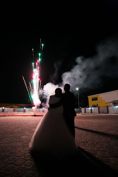 Fotograful de nuntă Gosha Nuraliev (lider). Fotografia din 12 aprilie 2016