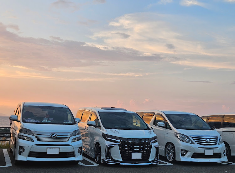 ヴェルファイアのふたみシーサイド公園・夕日と愛車・げんこつハンバーグ・ジェラート・グランシェフ高坂に関するカスタム事例の投稿画像9枚目