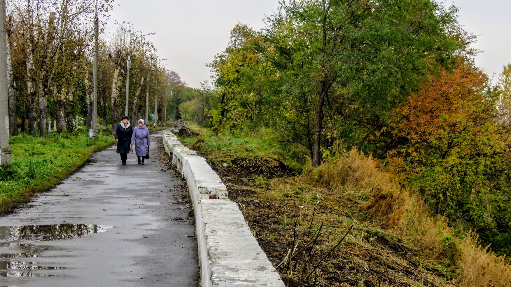 Кемерово кировский рэу. Кировская набережная Кемерово. Набережная Кировского района Кемерово. Набережная в Кировском районе Кемерово. Кировская набережная Кемерово после ремонта.