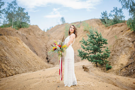 Fotógrafo de casamento Aleksandra Veselova (veslove). Foto de 24 de janeiro 2017