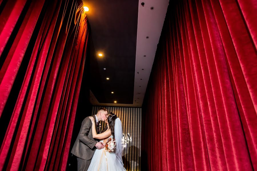 Esküvői fotós Irina Ermak (irinaermak). Készítés ideje: 2020 április 20.