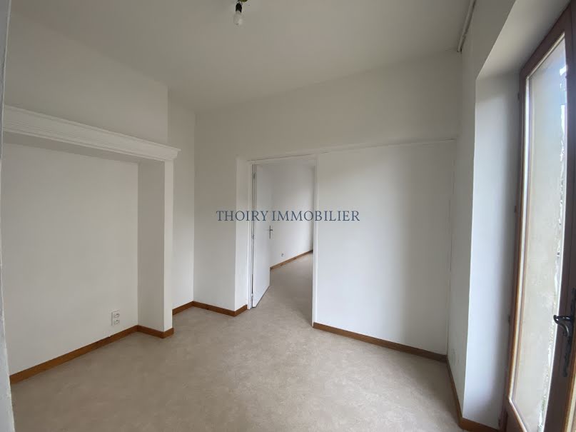 Location  locaux professionnels  85 m² à Orgerus (78910), 1 420 €