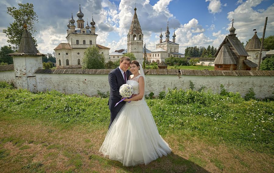 結婚式の写真家Denis Frolov (frolovda)。2014 10月21日の写真