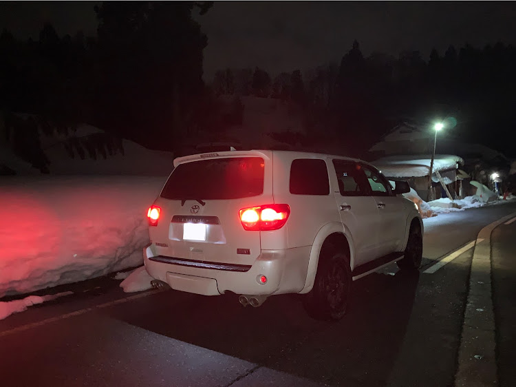 セコイアの北米トヨタ セコイアプラチナム アメ車 Suv 雪に関するカスタム事例 車のカスタム情報はcartune