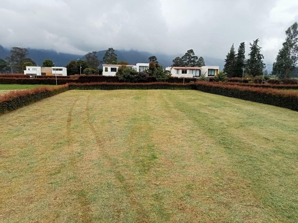 Lote En Venta - Hacienda San Simon  Pl. 1 Al  10, Bogota