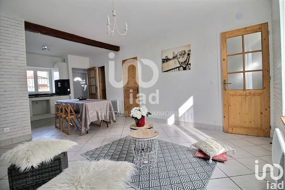 Vente appartement 4 pièces 83 m² à Soignolles-en-Brie (77111), 190 000 €