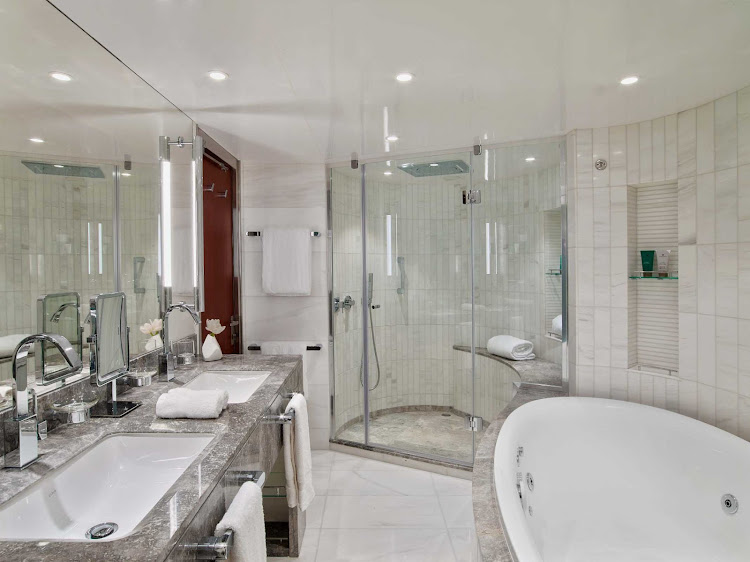 A look at the modern stylings of the Wintergarden Suite bathroom on Seabourn Encore. 