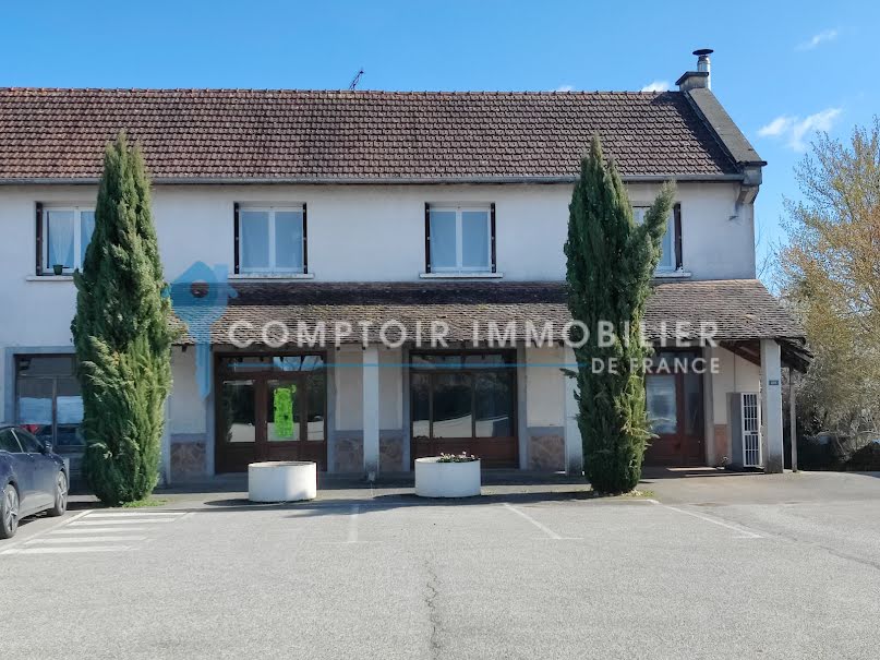 Vente locaux professionnels 2 pièces 174 m² à Vézeronce-Curtin (38510), 249 700 €