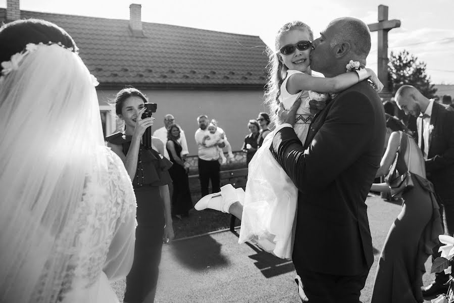 Wedding photographer Antonia Smetanková (tonkasmetankova). Photo of 30 April