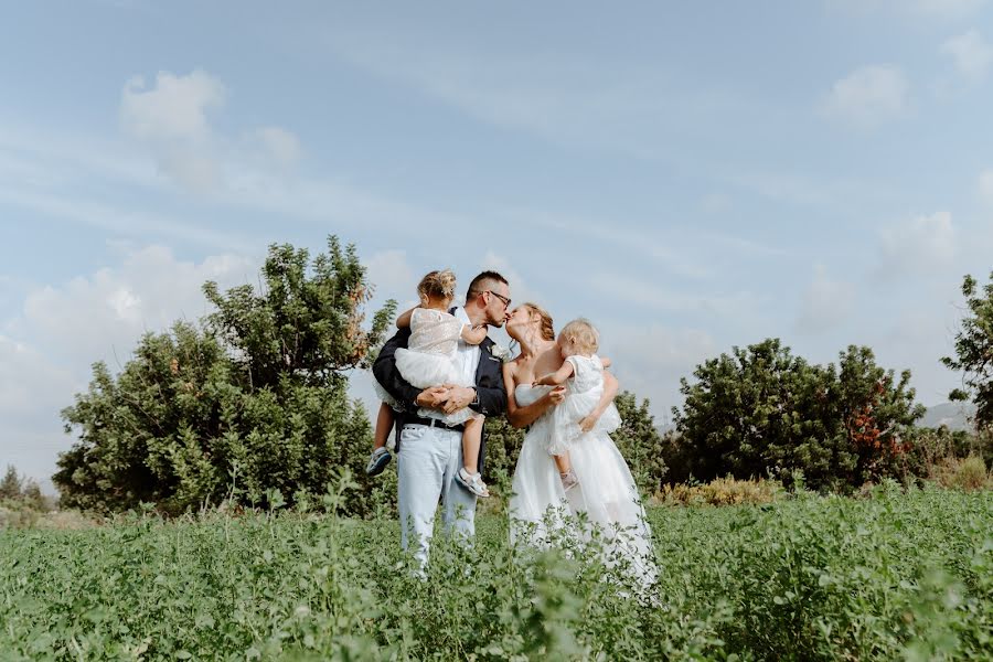 Wedding photographer Olga Kornilova (olelukole). Photo of 29 November 2019