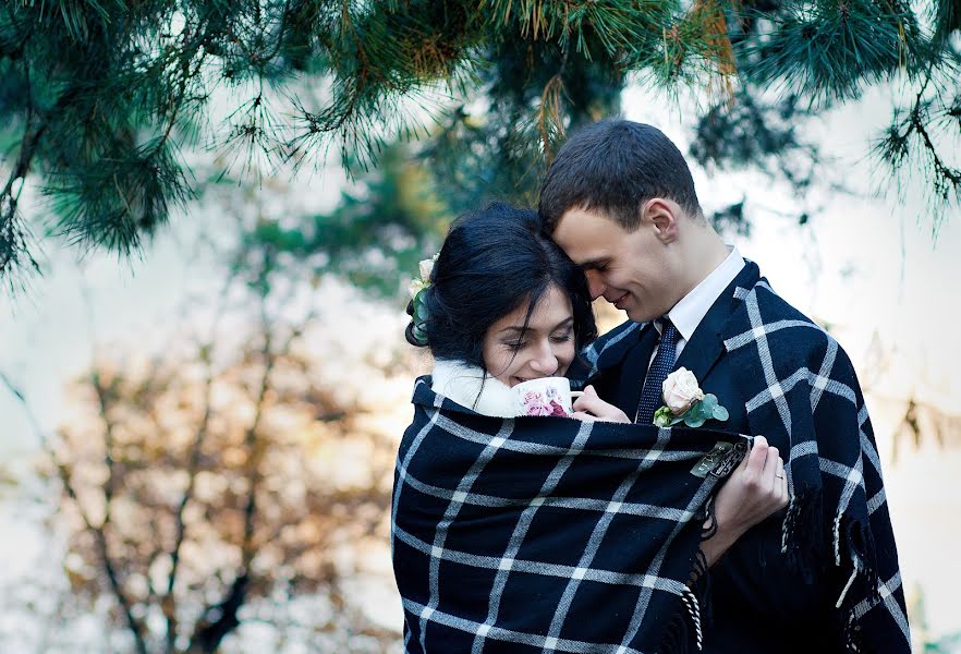 Photographe de mariage Valeriya Kolosova (kolosovaphoto). Photo du 12 août 2016