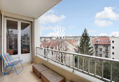 Apartment with terrace 10