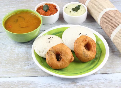 Idli Vada [3 Pieces]