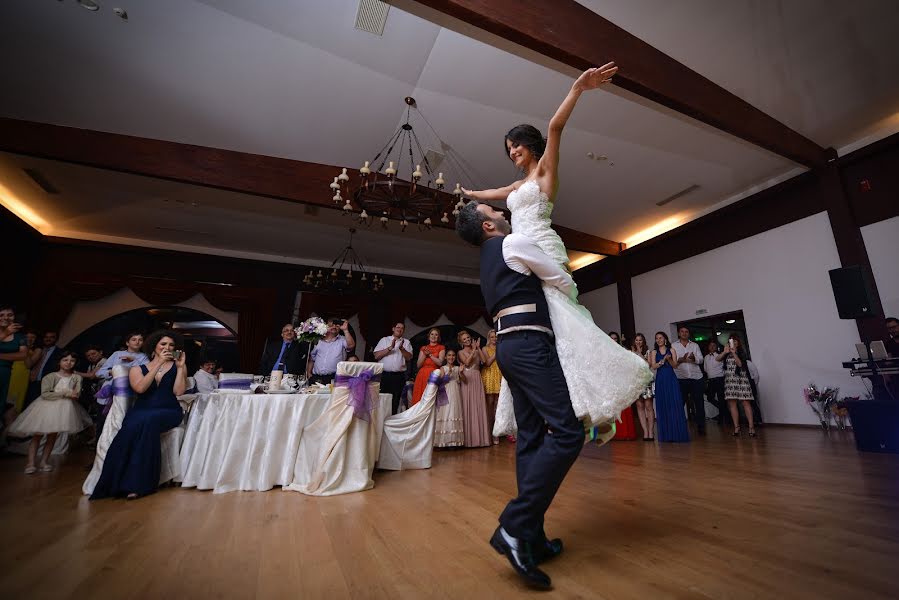 Wedding photographer Vlad Pahontu (vladpahontu). Photo of 16 July 2017