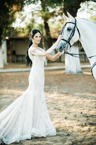 Fotógrafo de bodas Nikos Machairas (nikosmachairas). Foto del 24 de marzo 2022