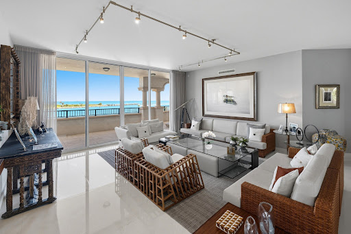 Apartment with pool 5