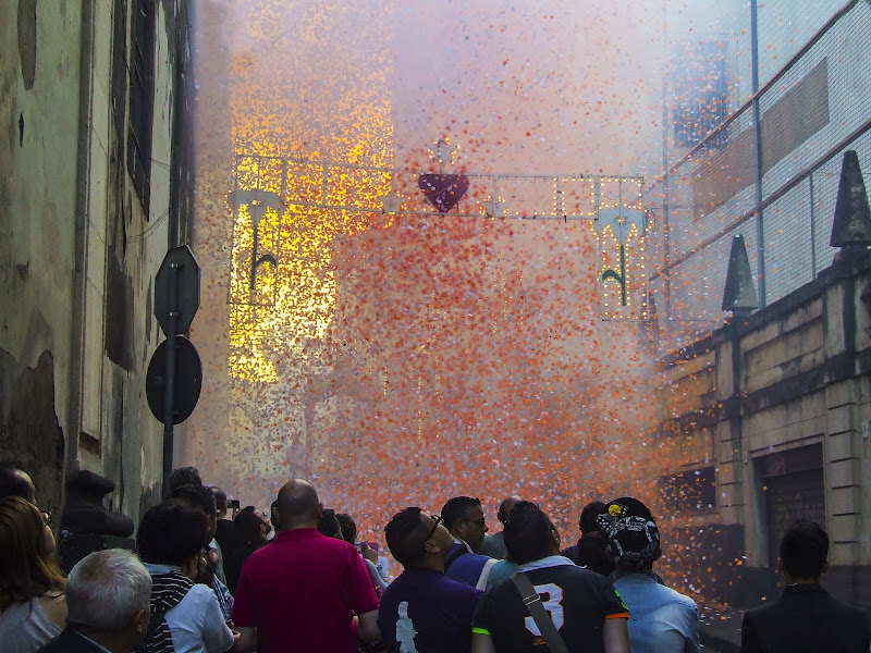 Nasi all'insù nel dì di festa... tra folklore e religiosità di lugiube