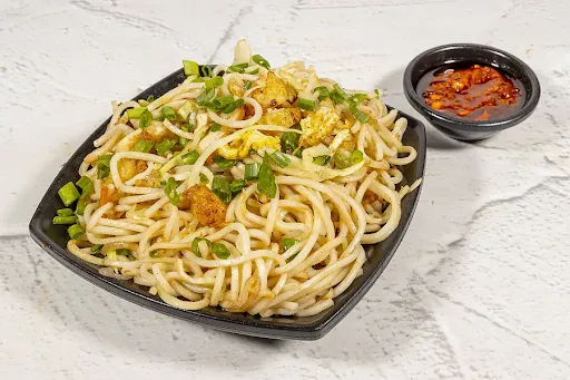 Chicken Hakka Noodles [full]