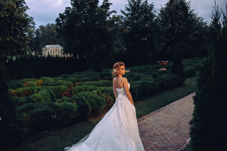 Fotografo di matrimoni Katya Romanova (katiaromanova). Foto del 29 marzo 2019