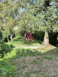 parking à La Caillère-Saint-Hilaire (85)