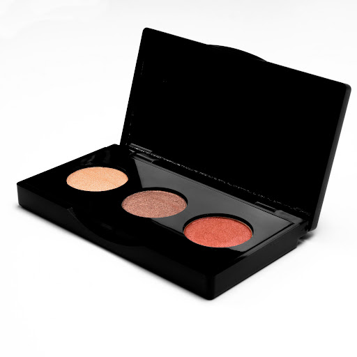 Sombras Farmasi Make Up Love Yourself 01  Farmasi Make Up Love Yourself 01 
