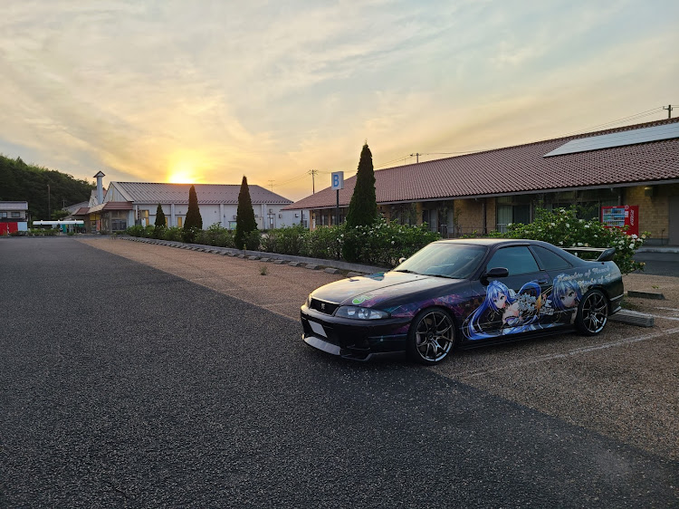 スカイライン GT-Rの痛車・夕方ドライブに関するカスタム事例の投稿画像1枚目