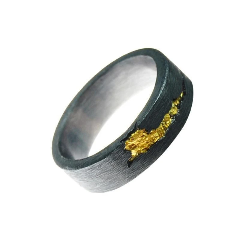 Black Gold Drawing Men's Single Ring A sophisticated men's ring for timeless style and elegance Unique design for the mo