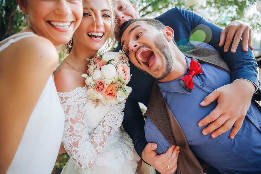 Fotógrafo de casamento Darya Zabelina (ilda). Foto de 10 de novembro 2017