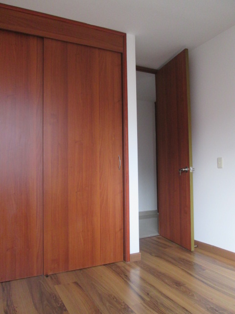 Apartamento En Arriendo - Mazuren, Bogota