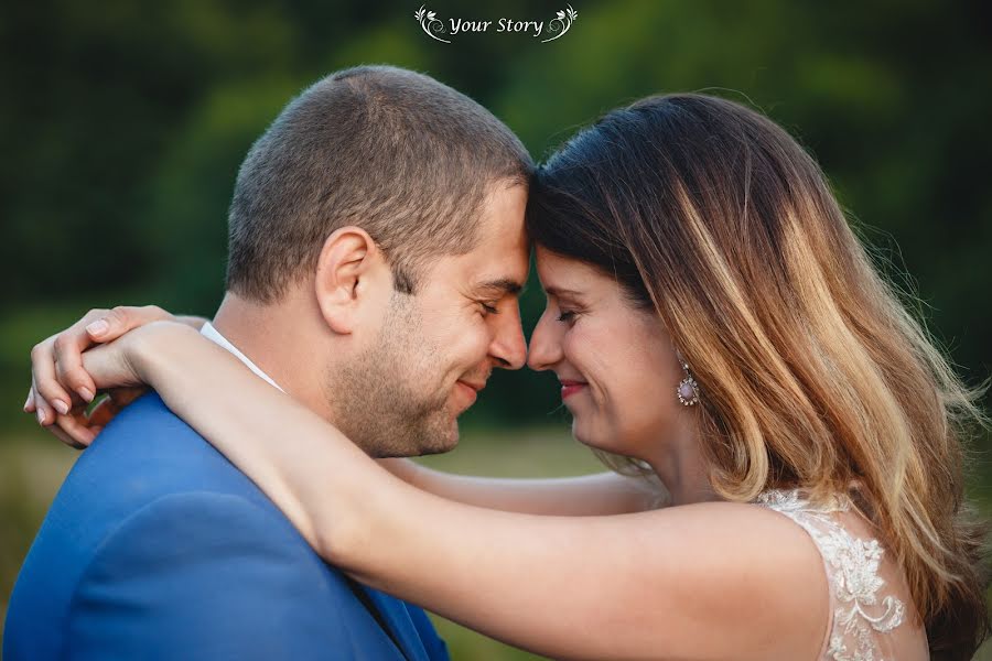 Fotografo di matrimoni Andrei Radoiu (yourstorysibiu). Foto del 24 aprile 2020