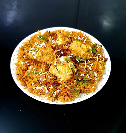 Paneer Masala Dum Biryani