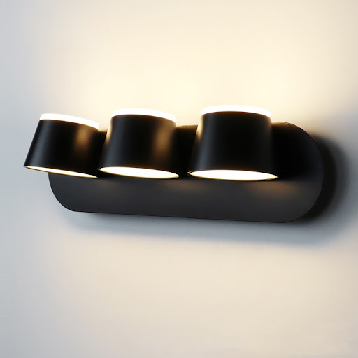 Three headed black
