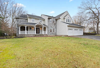 House with pool 1