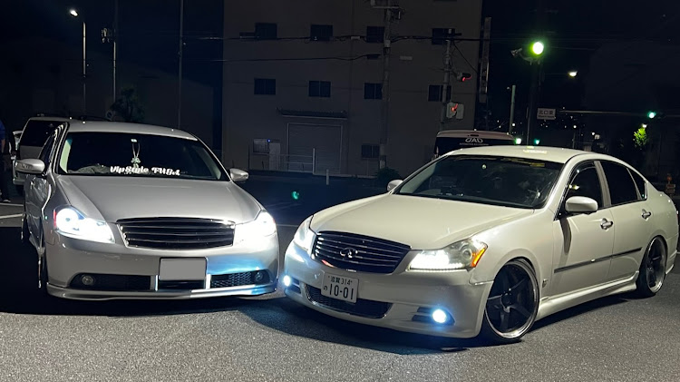フーガの京相一家に関するカスタム事例の投稿画像2枚目