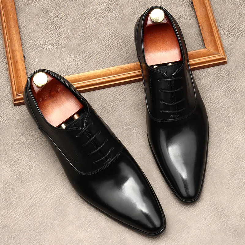 Title 10, Chaussures habillées en cuir à lacets et bout p...