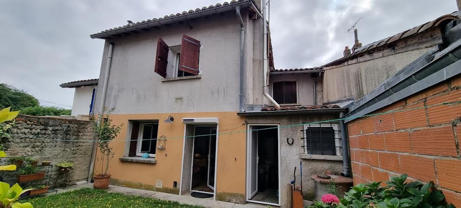 Vente maison 4 pièces 139 m² à Longages (31410), 125 000 €