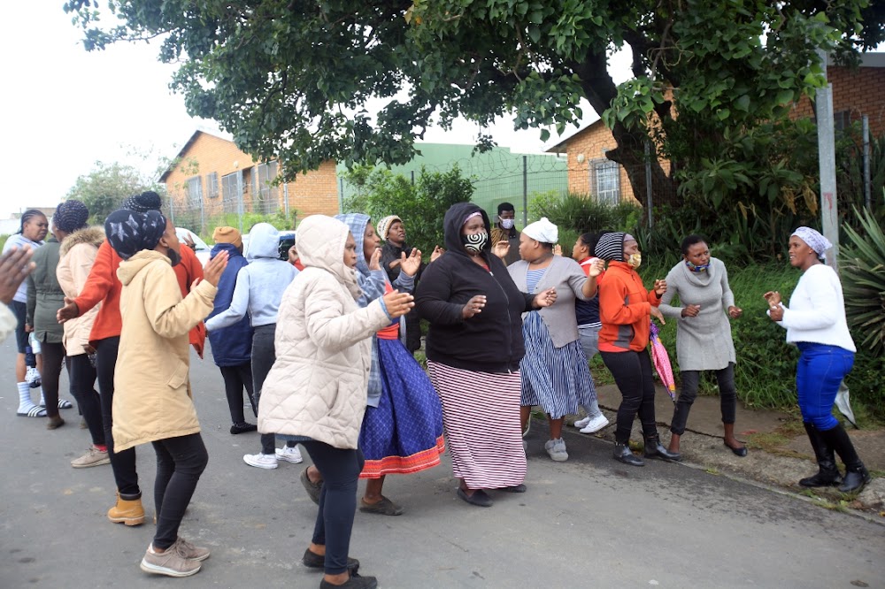 Protesters angry over assistant teacher jobs at Mdantsane ...