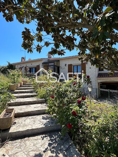 Vente maison 7 pièces 244 m² à Pierrefeu-du-Var (83390), 437 750 €