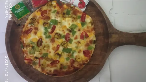 Peri Peri Paneer Pizza