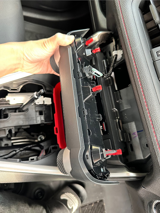 RAV4のtosさんが投稿したカスタム事例の投稿画像2枚目